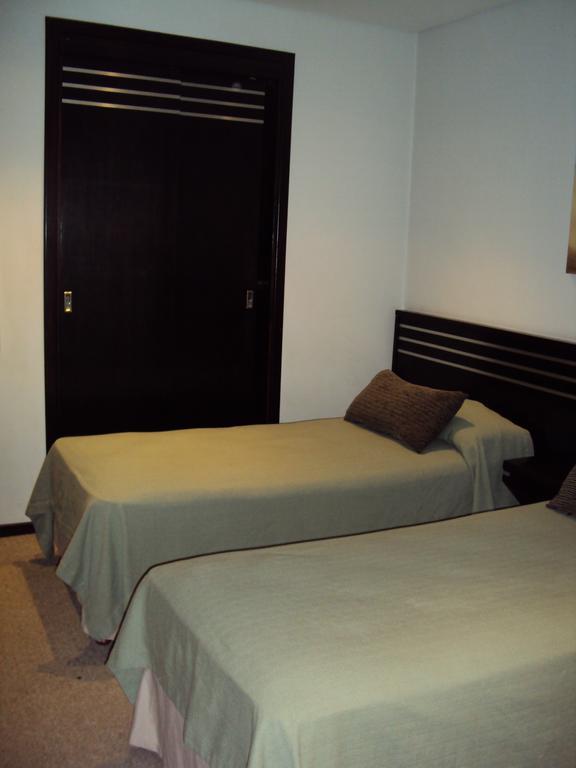 Promenade Hotel Buenos Aires Exterior photo