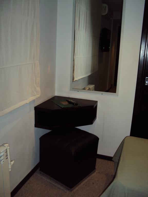 Promenade Hotel Buenos Aires Exterior photo